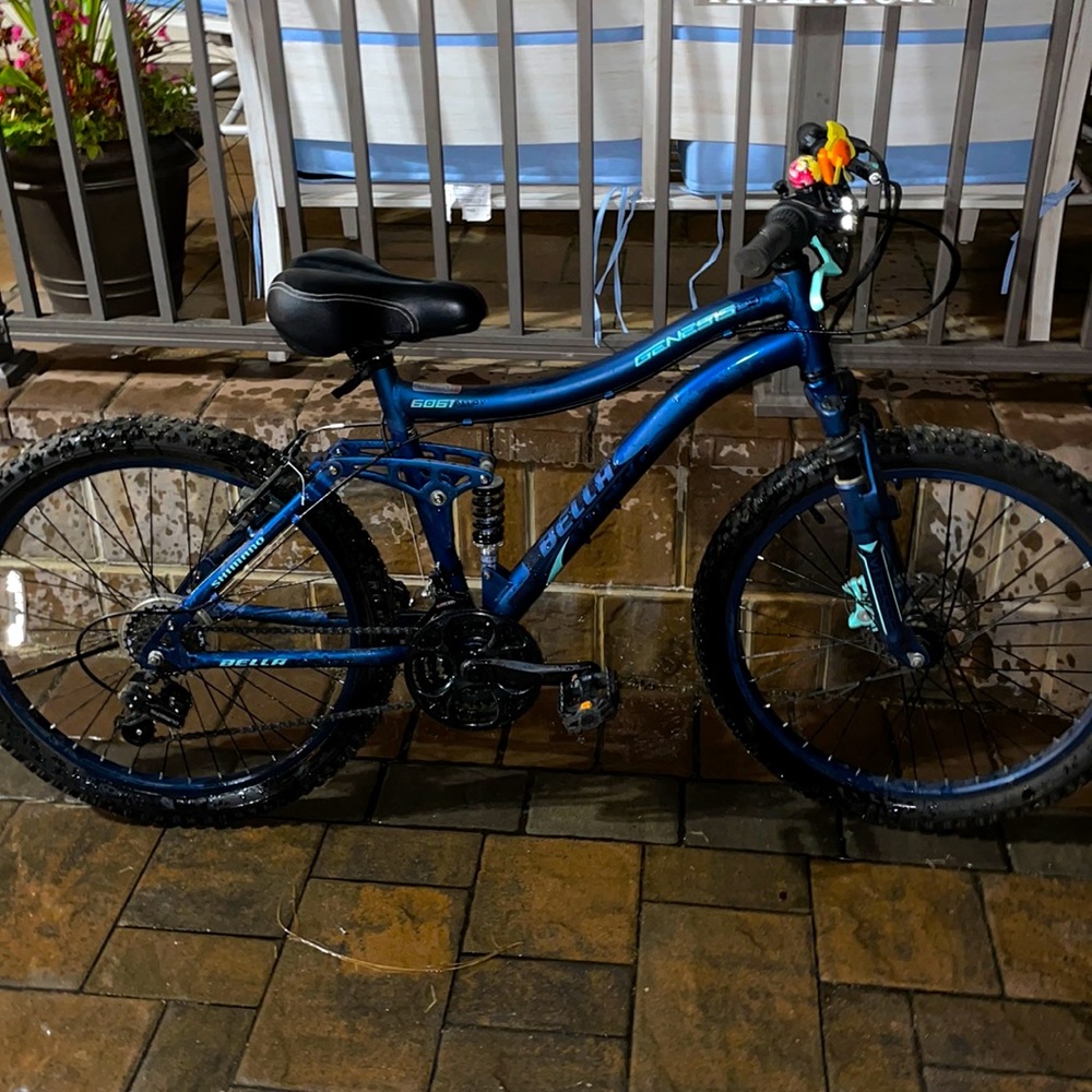 blue girls mouton bike
